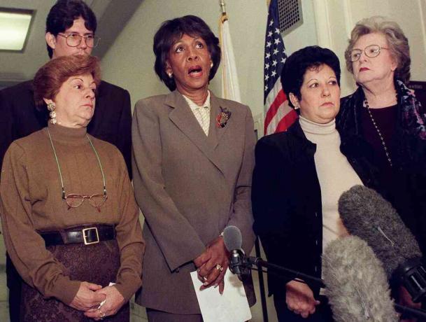 Elián González bedstemødre mødes med kongreskvinde Maxine Waters, 2000