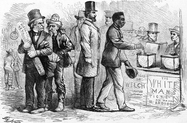 Marts 1867, Harper's Weekly politisk tegneserie af den amerikanske tegner Thomas Nast, der forestiller en afroamerikaner mand, der afgav sin stemme i en stemmeurne under valget i Georgetown, mens Andrew Jackson og andre ser på vredt.