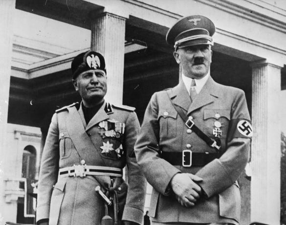 Benito Mussolini og Adolf Hitler i München, Tyskland september 1937.
