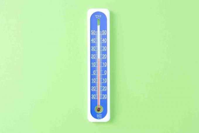 Celsius-skalaen er en almindelig temperaturskala i kemi.