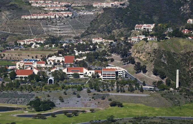 Luftfoto af Pepperdine University campus, Malibu, Californien