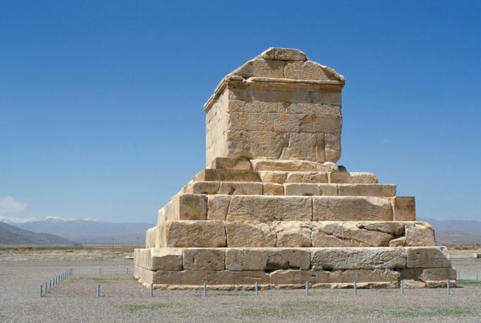 Cyrus den Store grav i Pasargadae