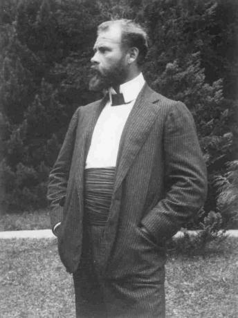 Den østrigske kunstner Gustav Klimt. I nærheden af ​​Unterach am Attersee. Øvre Østrig. Fotografi. Cirka 1910.