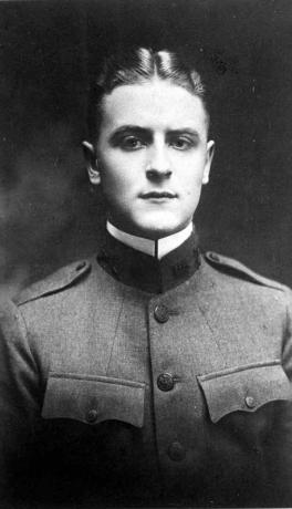 F. Scott Fitzgerald i militæruniform