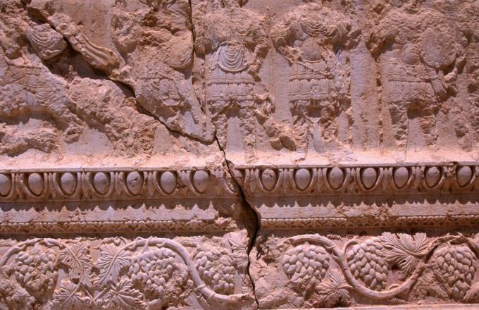 Udskårne detaljer fra Temple of Bel viser græskinspireret æg-og-dart-design