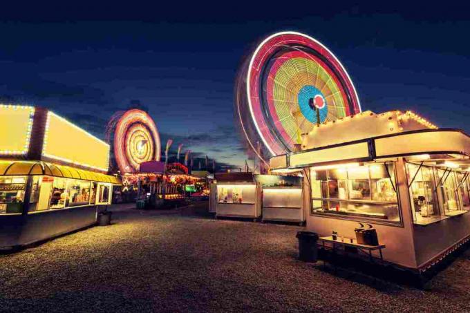 Norias y puestos de feria